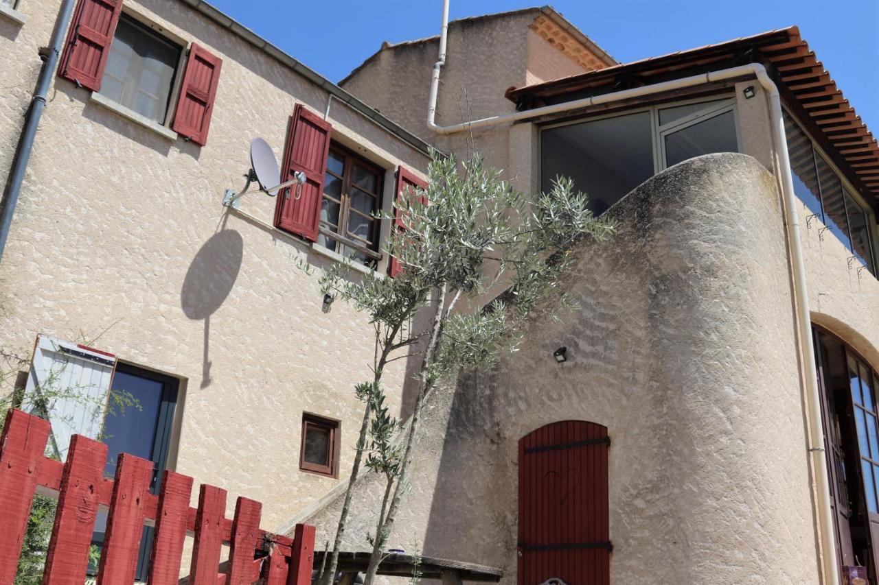 La Petite Grande Apartamento Lurs Exterior foto